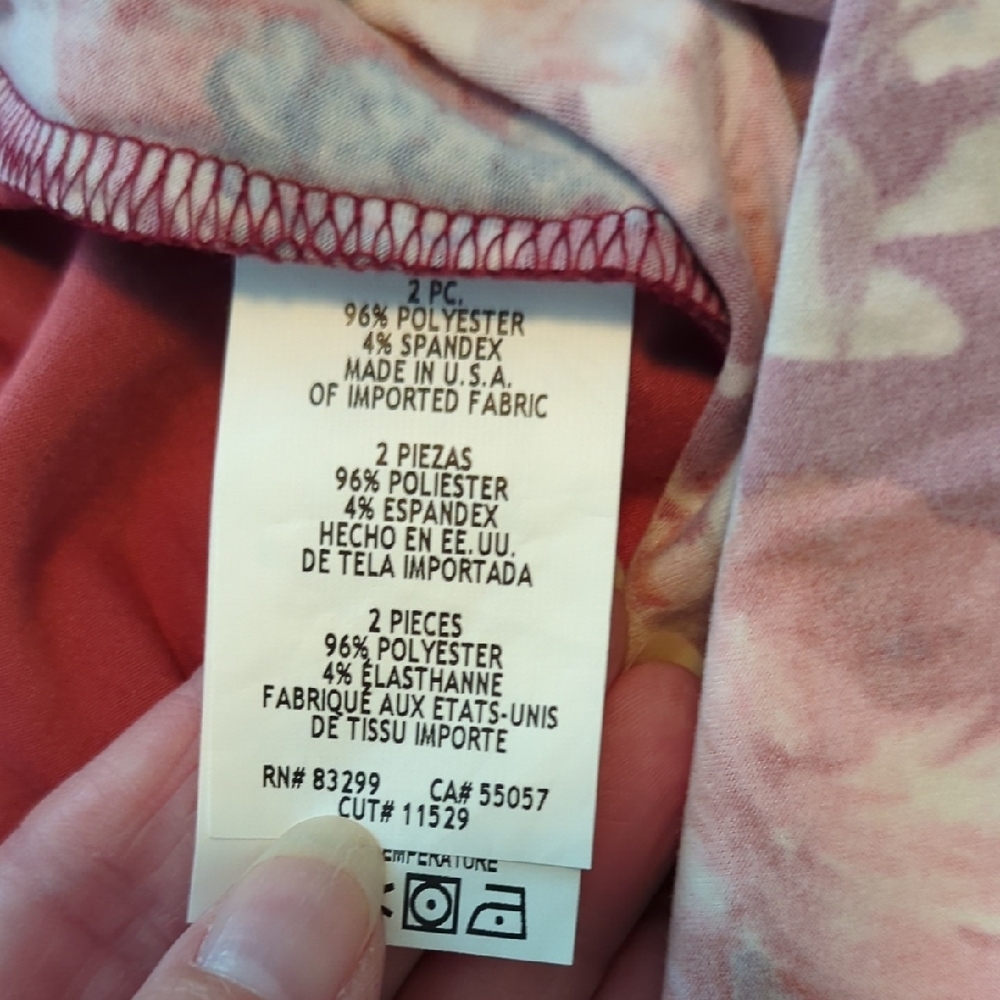 Floral Two In One Blouse - Picture 9 of 10